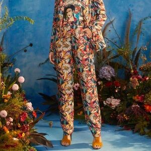 NWT Frida Khalo SHEIN Colorful Floral Print Fabric. Sz. L